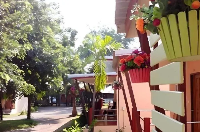 Baanrimnam Banpong 3* Ban Pak Raet